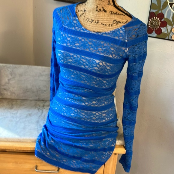 bebe Dresses & Skirts - Bebe Blue Lace Dress with Long Sleeves Gorgeous Body-con Stretchy S